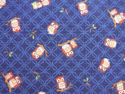 Tissu Japonais  petits hiboux fond bleu marine dernier coupon 2m