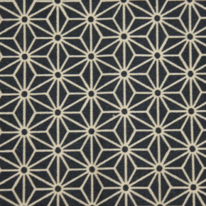 Tissu Japonais motif asanoha sur fond charbon- Sevenberry - 20 cm