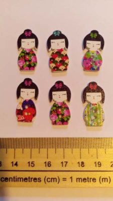 bouton kokeshi bois